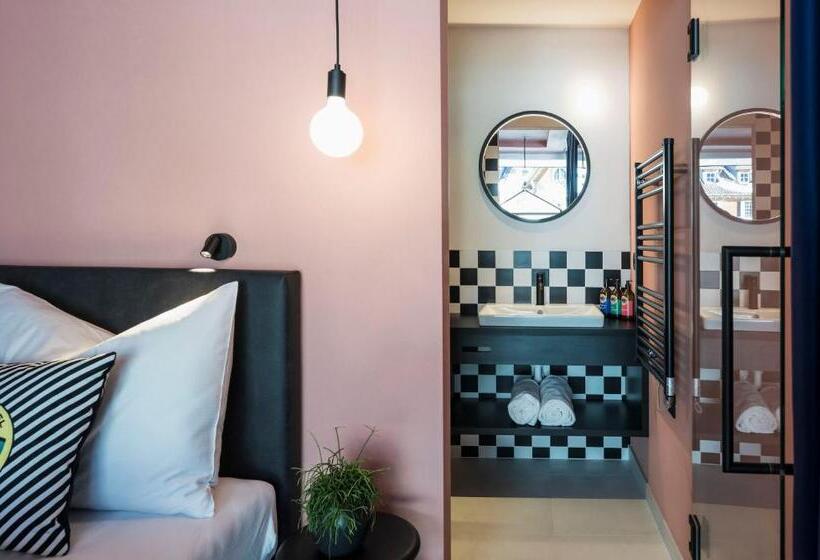 Quarto Estandar com Sacada, Sport Hotel Passo Carezza