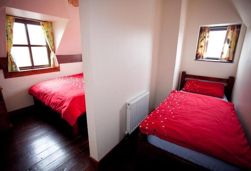 اتاق لوکس خانوادگی, Aille River Tourist Hostel And Camping Doolin