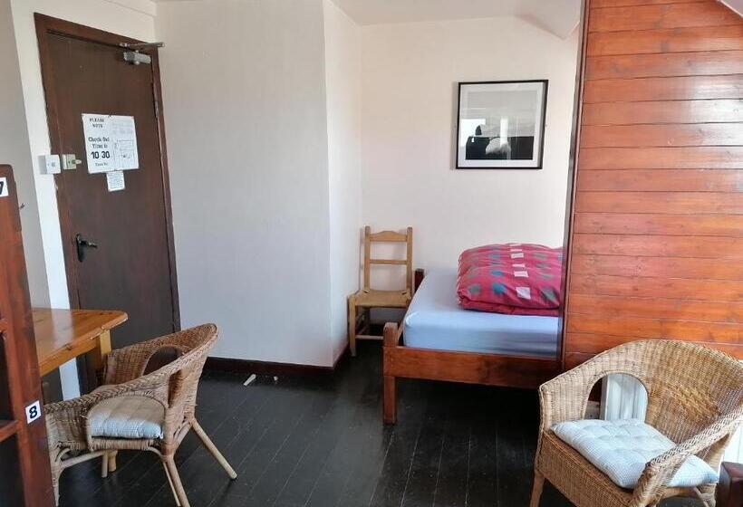 اتاق سوپریور خانوادگی, Aille River Tourist Hostel And Camping Doolin