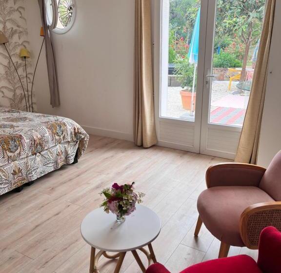 اتاق استاندارد با چشم‌انداز باغ, Minor Swing Appartement  Casa Monica Maison D Hôte