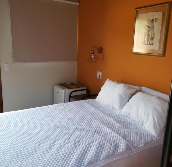 デラックスルーム, Suítes Verano Ubatuba   Bairro Itaguá   Com Piscina