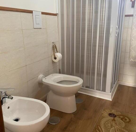 Quarto Deluxe, Sweet Home
