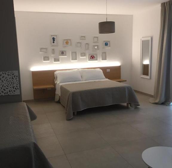 Quarto Superior Quádruplo, Le Rondini House