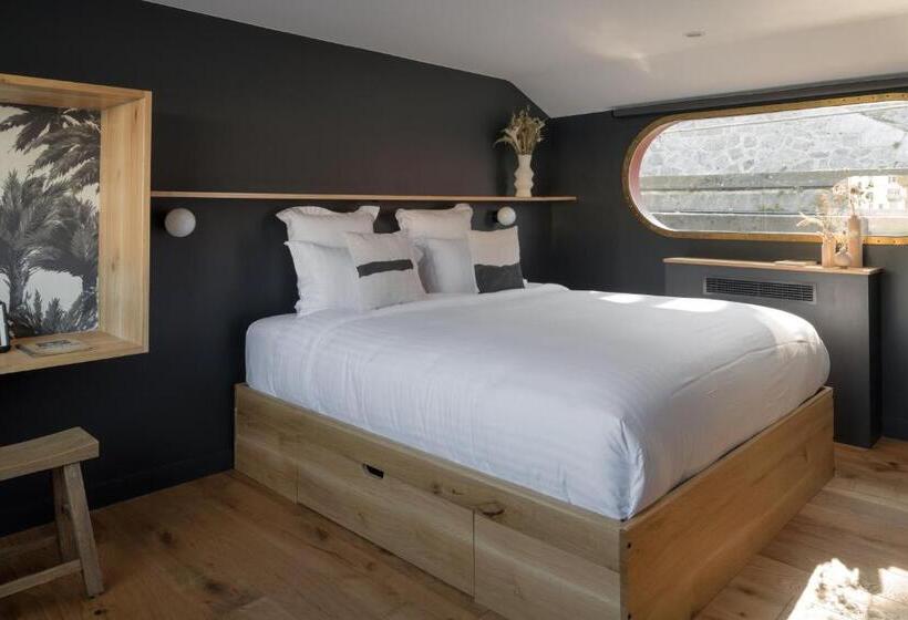 اتاق استاندارد, La Peniche   Bed And Bicycle   Tournon