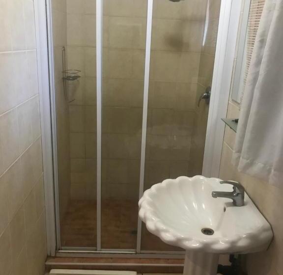 اتاق لوکس, Gracias Guest House