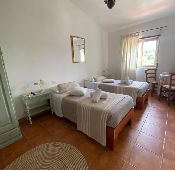 Номер Стандарт, B&b La Pitraia