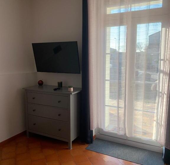 Номер Стандарт Вид на Сад, Chambre D Hote