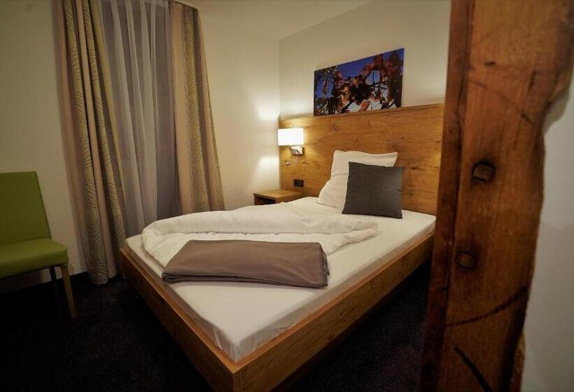 带园景的单人房, Kelterhotel Fröscher