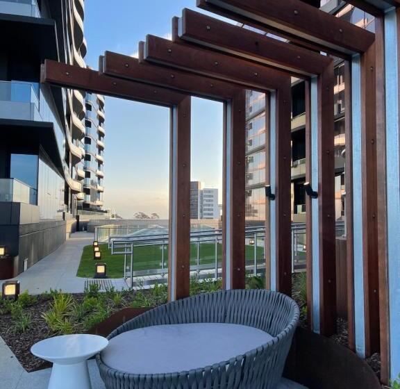 آپارتمان لوکس 1 خوابه, Skygarden Luxury Condo
