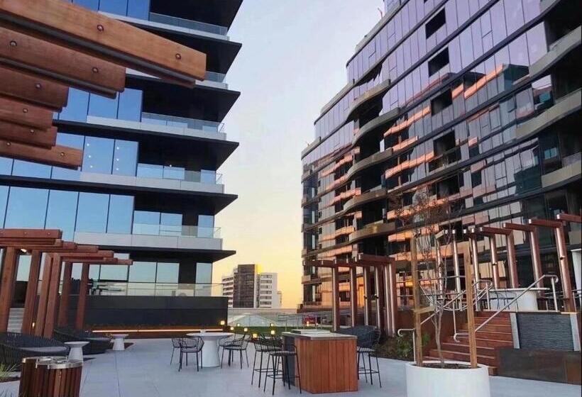 آپارتمان 2 خوابه, Skygarden Luxury Condo