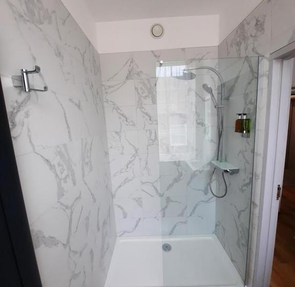 Deluxe Kamer met Kingsize Bed, Number 8