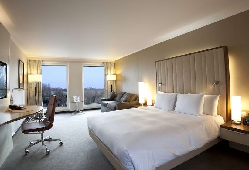 패밀리 룸, Hilton London Heathrow Airport Terminal 5