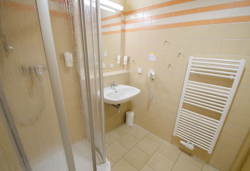 Номер Стандарт, Jufa Hotel Leibnitz