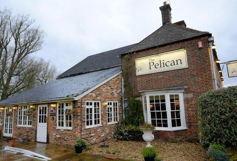 Семейный Номер, The Pelican Inn