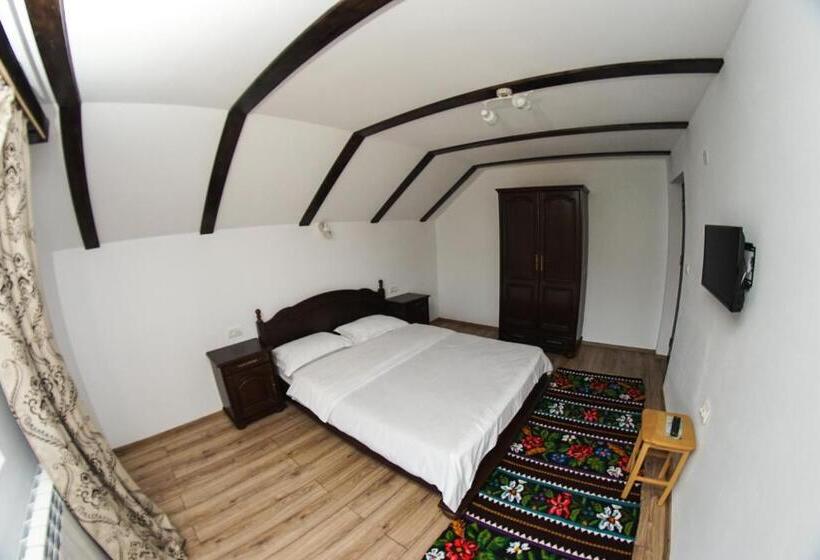 اتاق استاندارد, La Ograda