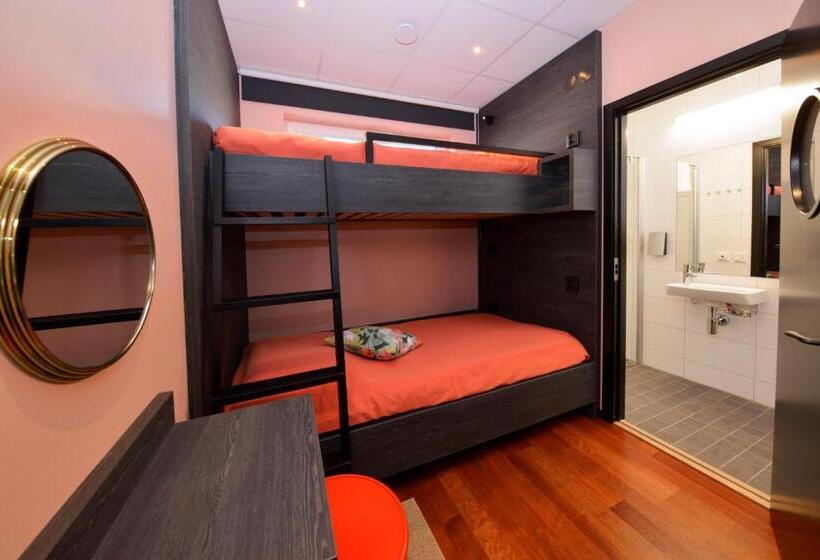 Номер Стандарт, Staykvick Boutique Hostel