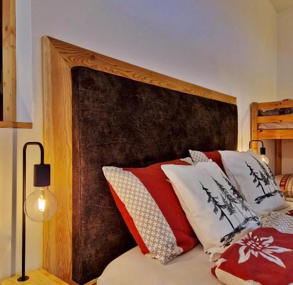 Четырехместный Номер Стандарт, B&b Ai Larici