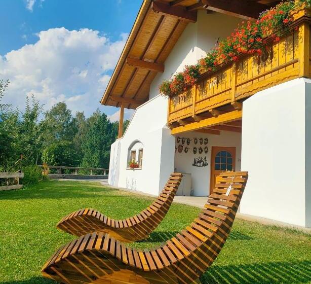 Quarto Quádruplo Estandar, B&b Ai Larici