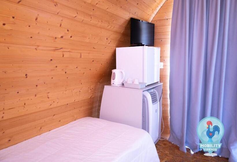 Бунгало Стандарт Вид на Сад, Mobility Friends Hostel