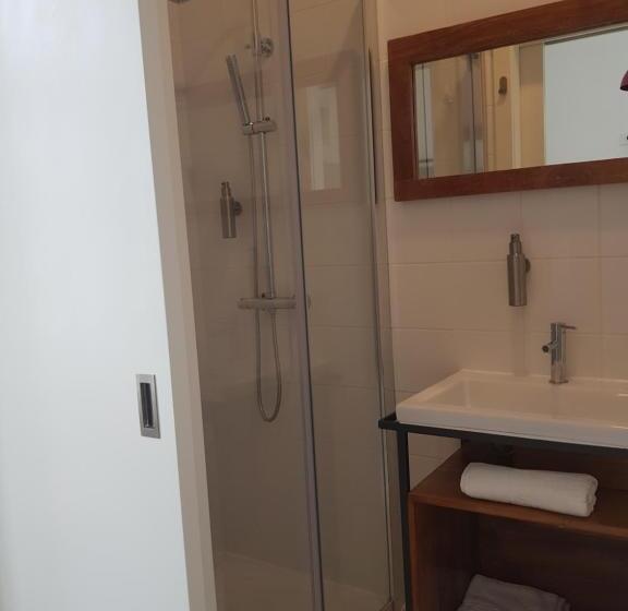 اتاق استاندارد, Cork Train Station Guesthouse