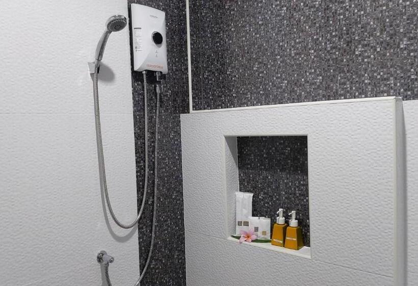 Quarto Deluxe, Marin  S Home
