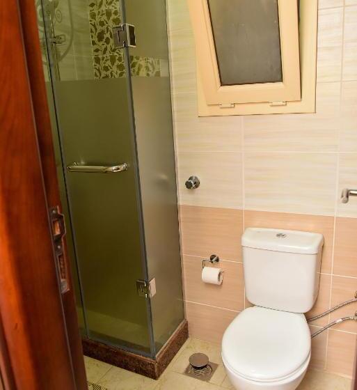اتاق استاندارد یک نفره, Grand Hotel Ras Elbar