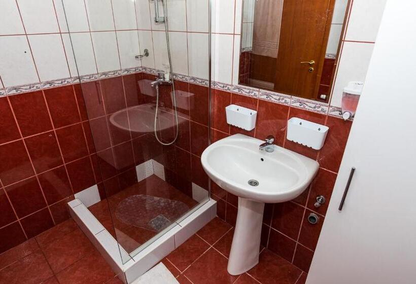 Апартаменты 1 Спальня Нижний Этаж, Casa Luca