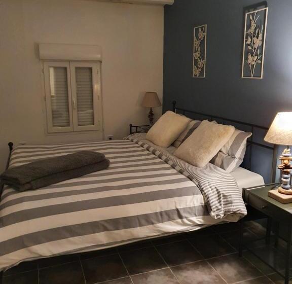 Номер Стандарт Вид на Сад, Au Petit Paradis