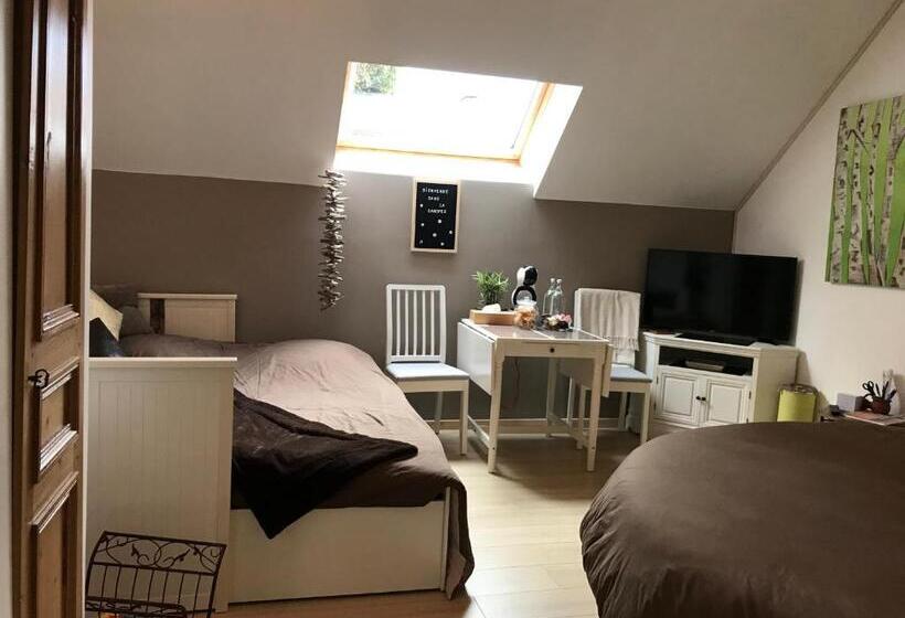اتاق استاندارد چهار تخته, Chambres Privées Chez Le Particulier Aéroport Lille Lesquin