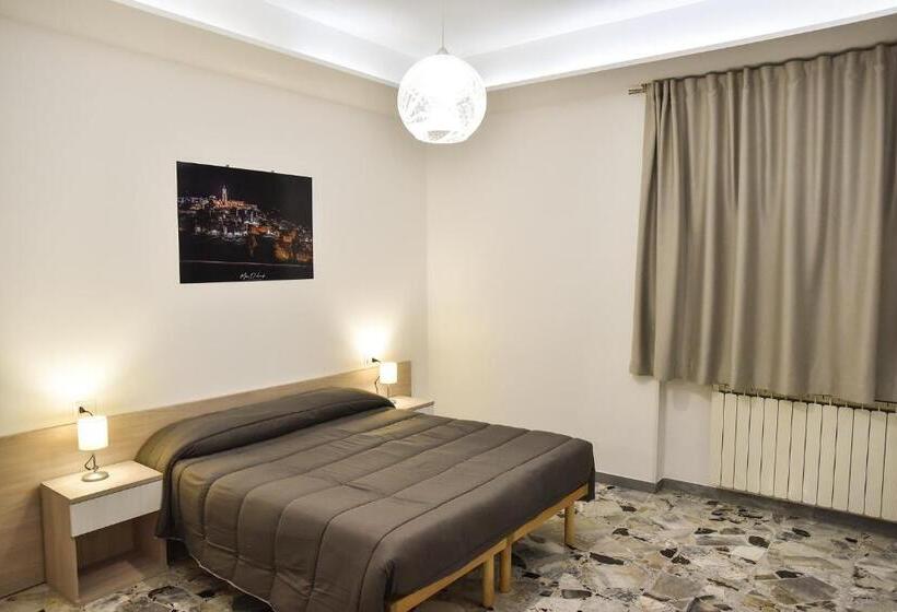 اتاق استاندارد سه نفره, Ripahome B&b