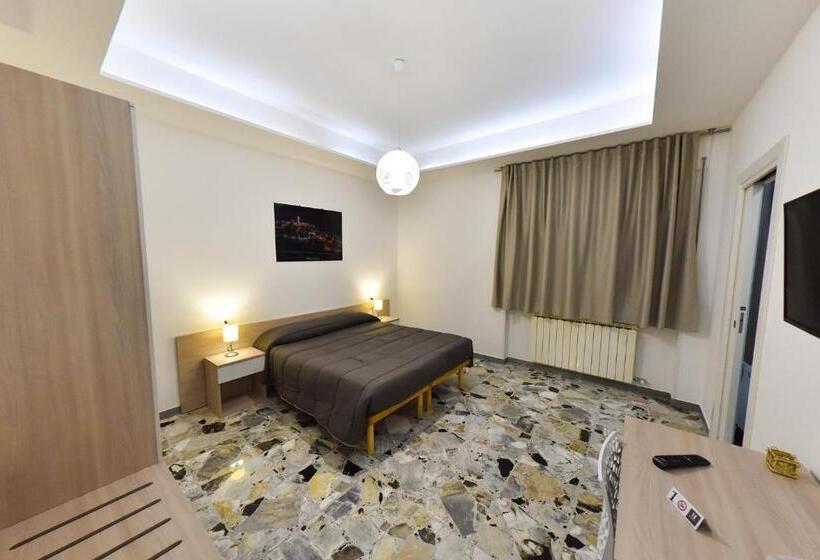 اتاق استاندارد سه نفره, Ripahome B&b