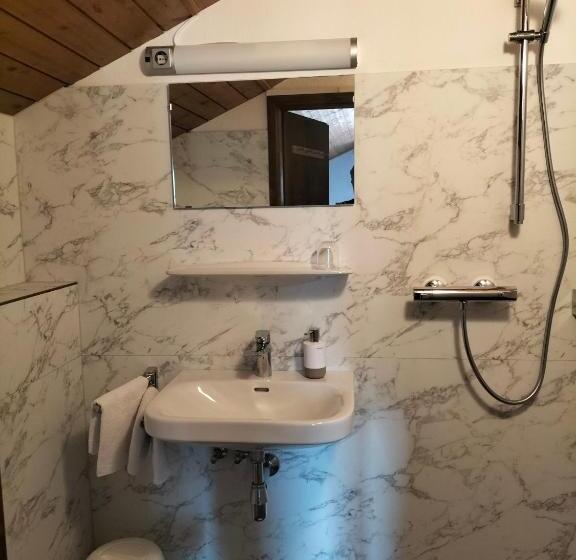Номер Deluxe, Köstlhof, Familie Hassler