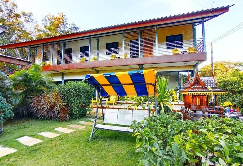 آپارتمان 1 خوابه با چشم‌انداز باغ, Hanoii House