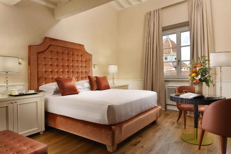 سوییت لوکس, San Firenze Suites & Spa