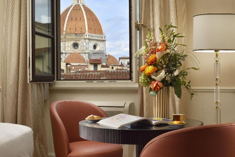 سوییت لوکس, San Firenze Suites & Spa