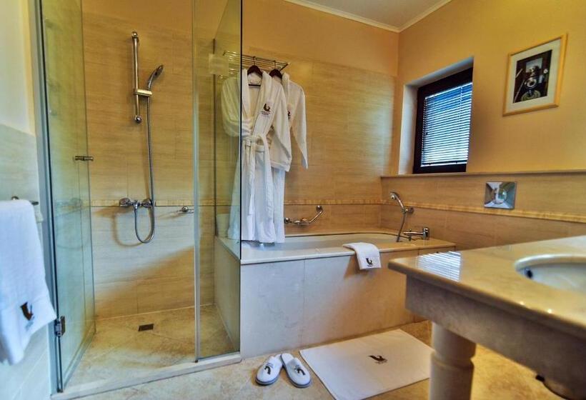 两卧家庭套房, Thracian Cliffs Golf & Beach Resort