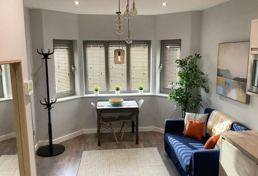 Апартаменты 1 Спальня, Carolyn’s Place