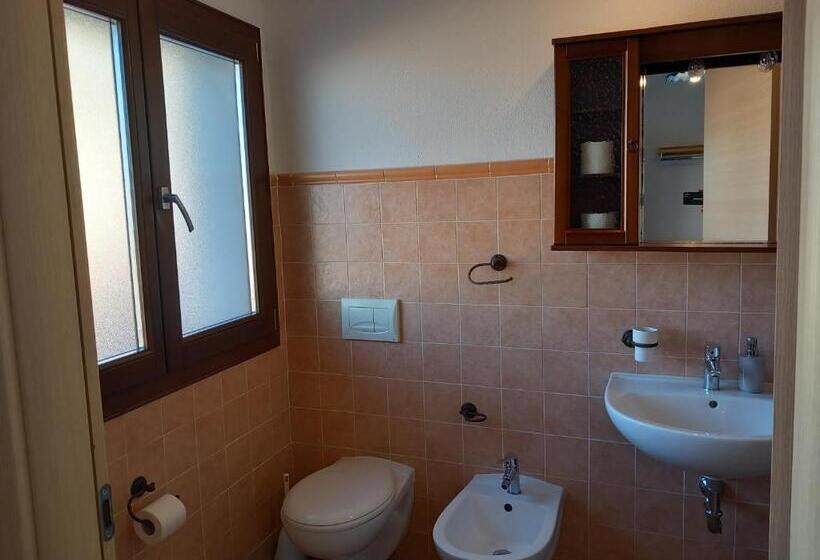 اتاق استاندارد, Affittacamere Dorgali B&b Da Zietto