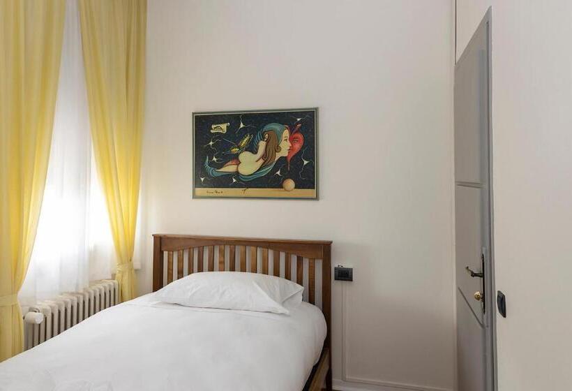 اتاق استاندارد یک نفره, Seven Suites Pieve