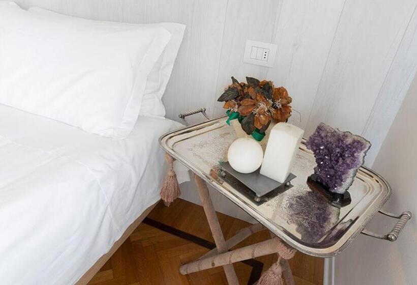 اتاق لوکس, Seven Suites Pieve