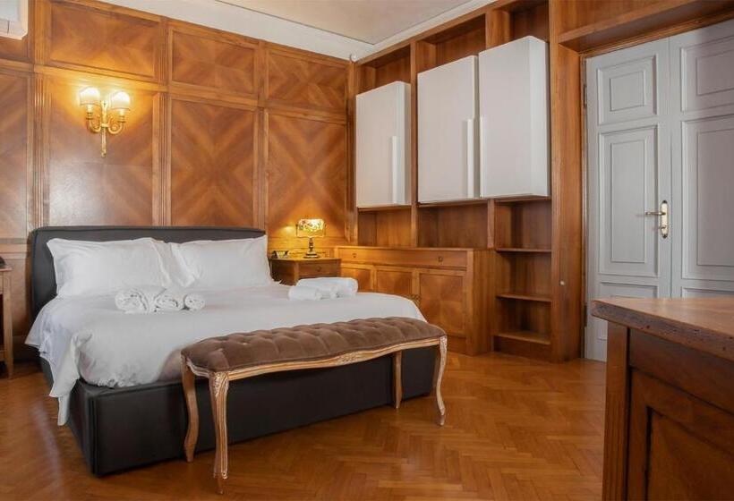 اتاق لوکس, Seven Suites Pieve