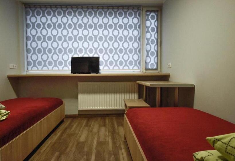اتاق استاندارد, Hostel Laurita