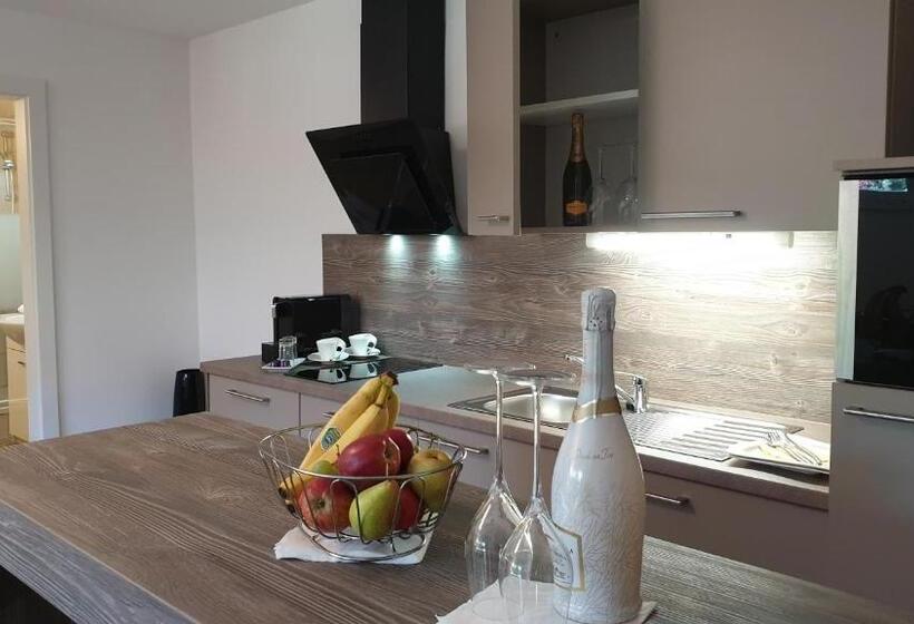 Апартаменты 1 Спальня, Fremdenzimmer& Appartementhaus Blassnig