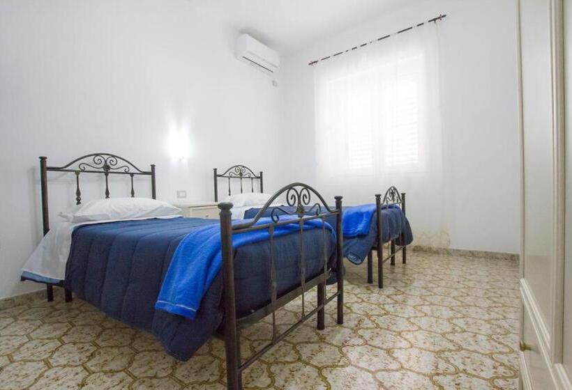 اتاق استاندارد, Le Maschere B&b