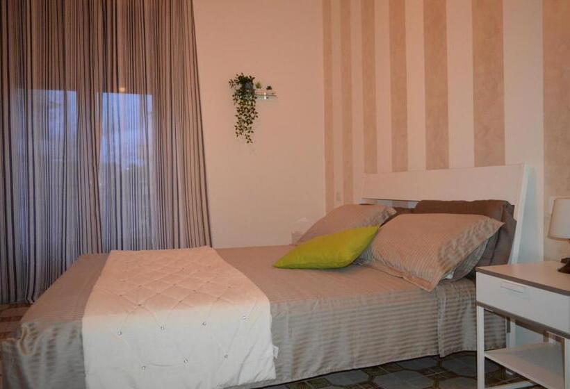 اتاق استاندارد, White Beach Le Castella