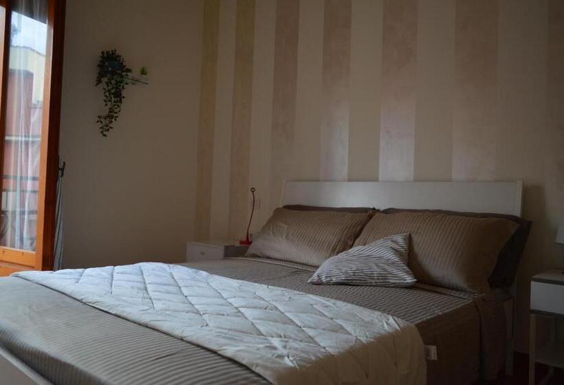 اتاق استاندارد, White Beach Le Castella