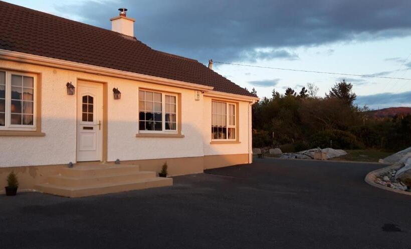 اتاق استاندارد با سرویس بهداشتی مشترک, Ashling House Ardara F94t6n7