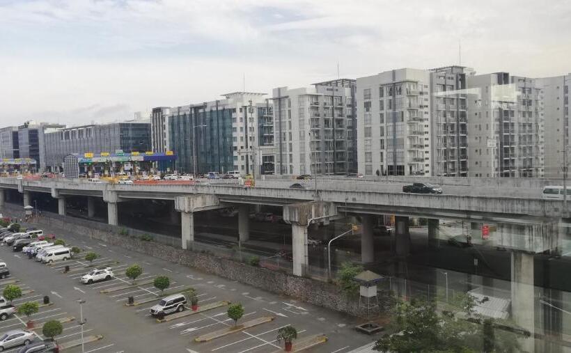 آپارتمان 1 خوابه, Sibarian Condo Unit C1 10th Floor