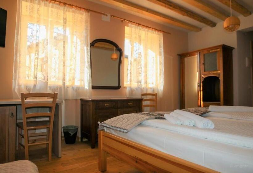Номер Стандарт, Casa Lenka