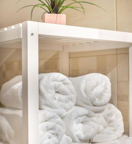 اتاق استاندارد چهار تخته, Kobarid Rooms